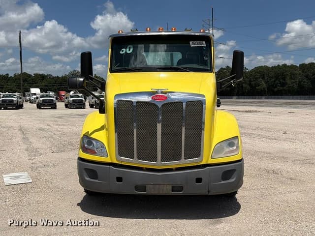 Image of Peterbilt 579 equipment image 1