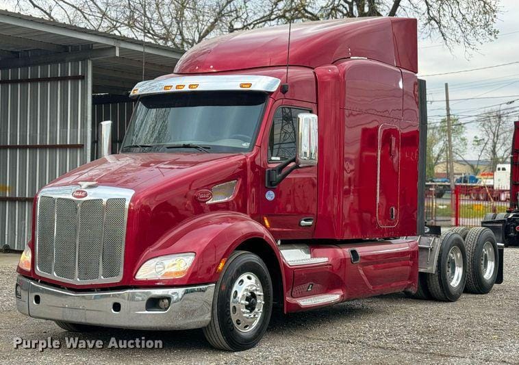 Main image Peterbilt 579