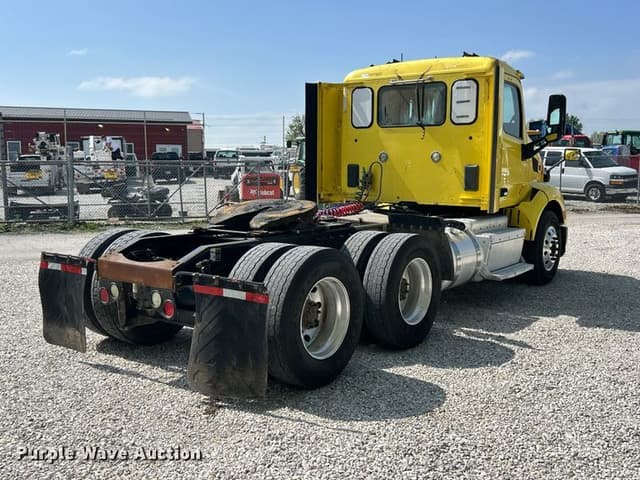 Image of Peterbilt 579 equipment image 4