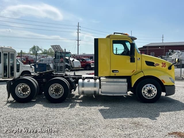 Image of Peterbilt 579 equipment image 3
