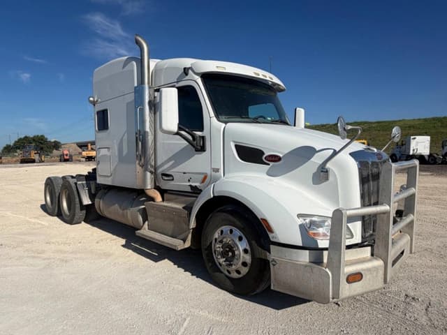 Image of Peterbilt 579 equipment image 2