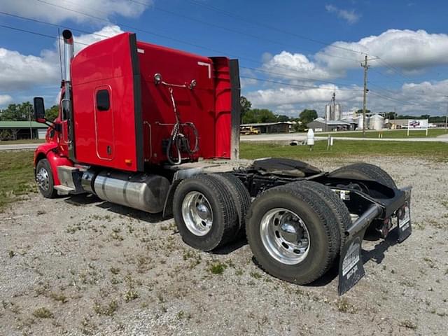 Image of Peterbilt 579 equipment image 4
