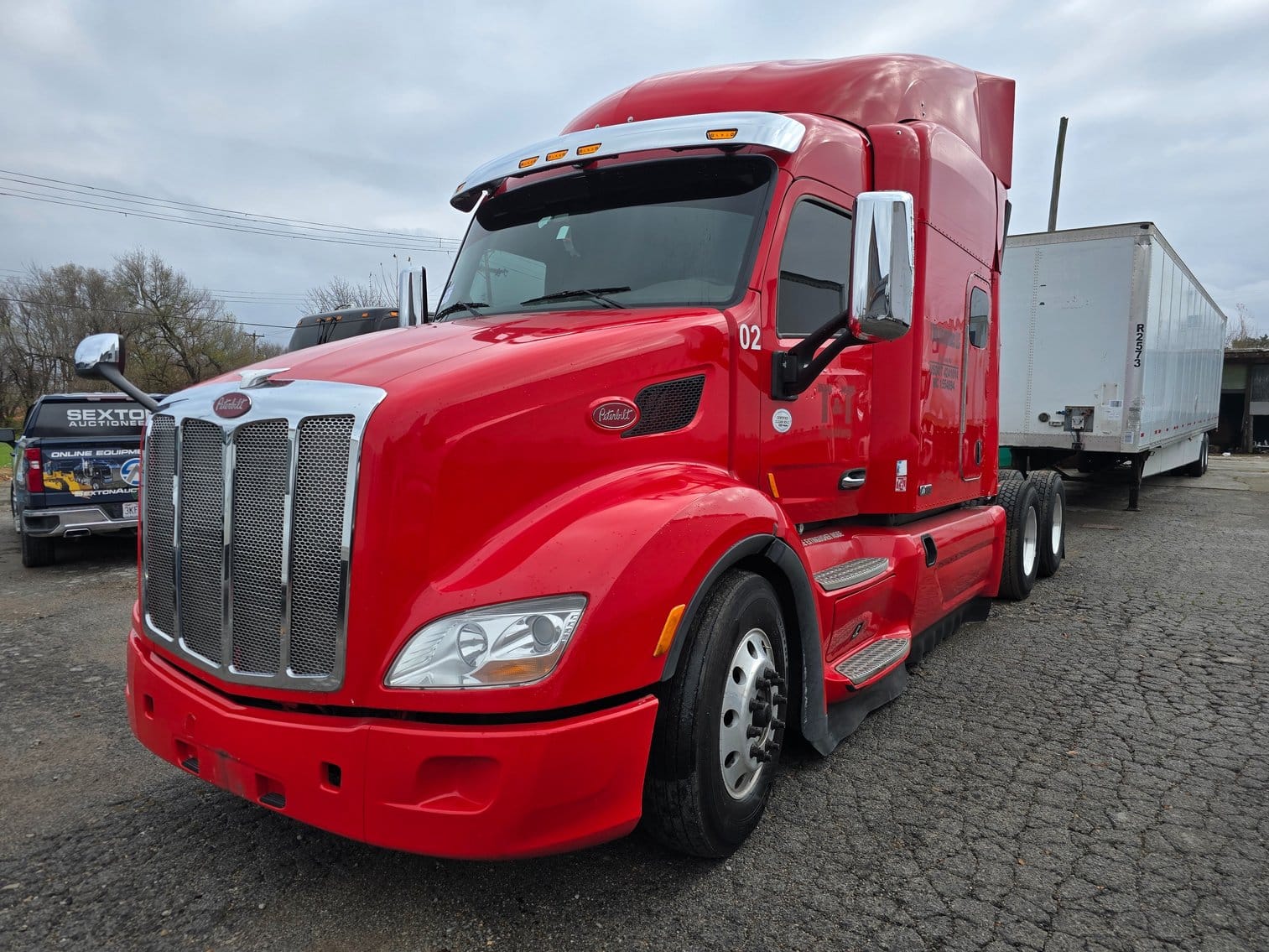 2017 Peterbilt 579 Equipment Image0