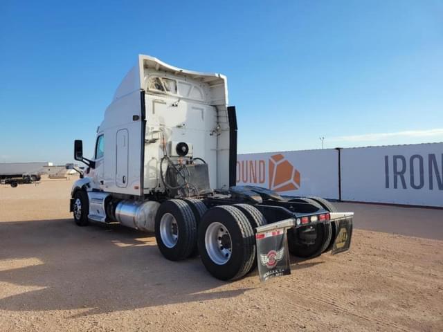 Image of Peterbilt 579 equipment image 2