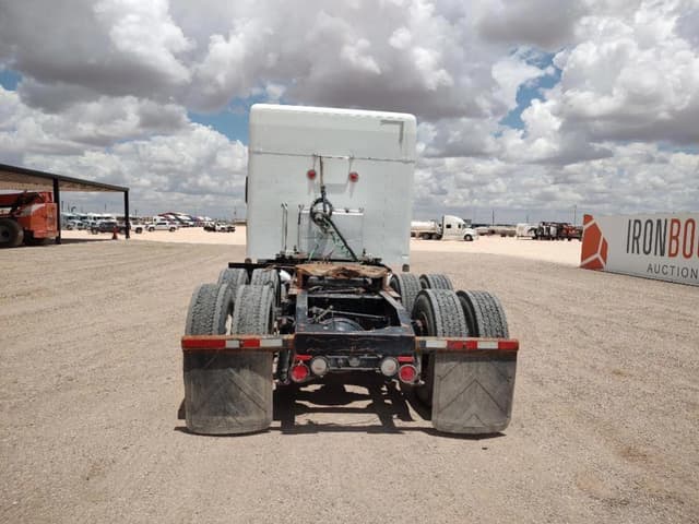 Image of Peterbilt 579 equipment image 3