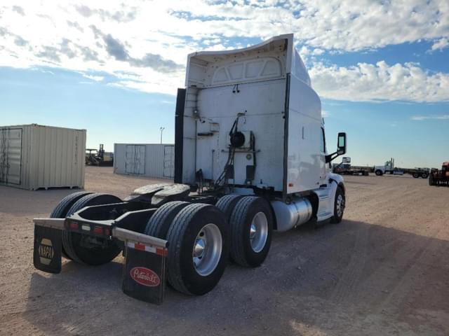 Image of Peterbilt 579 equipment image 4