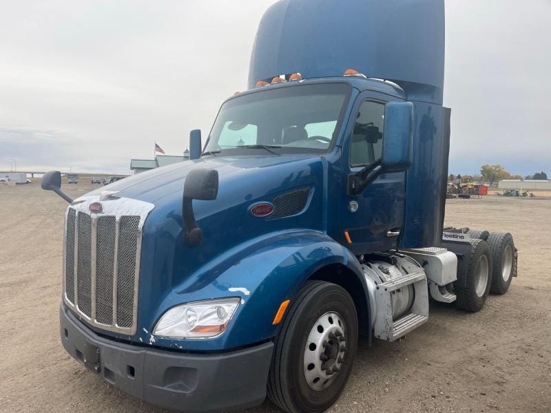 Main image Peterbilt 579