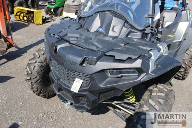 Image of Polaris 900 equipment image 4
