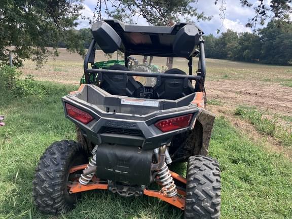 Image of Polaris RZR 1000 S equipment image 4
