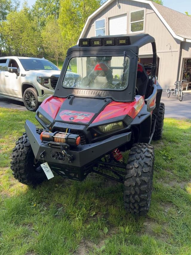 Image of Polaris RZR 1000 S equipment image 1