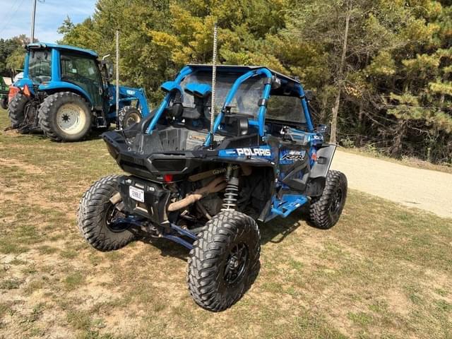 Image of Polaris RZR 1000 equipment image 3
