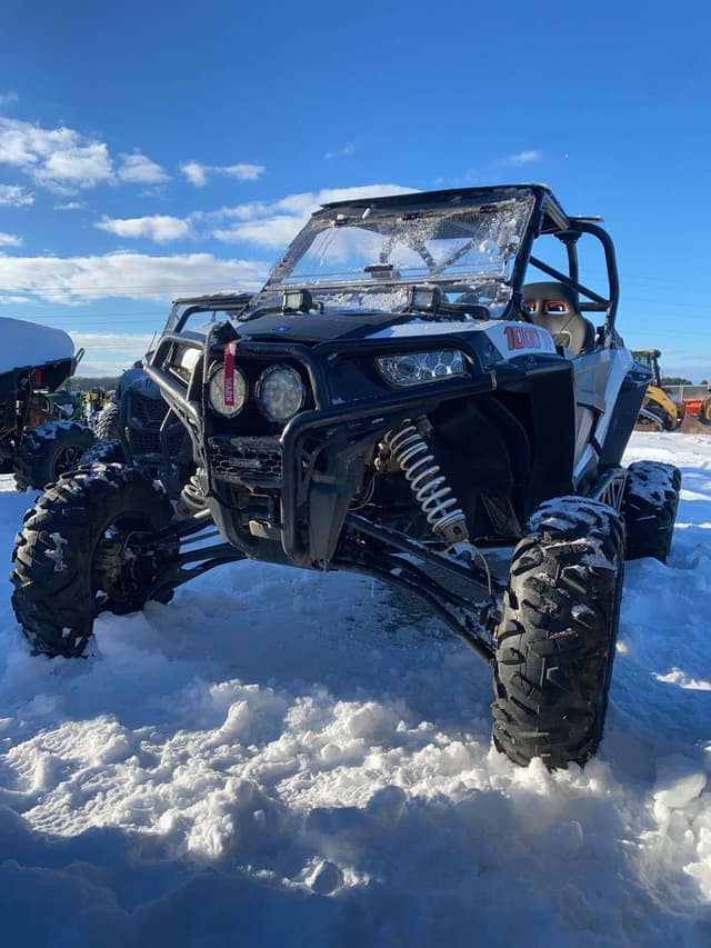 Image of Polaris RZR XP 1000 equipment image 3