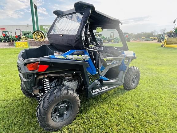 Image of Polaris RZR 900 equipment image 4