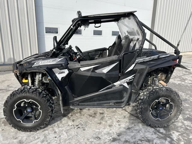 Image of Polaris RZR 900 EPS equipment image 2