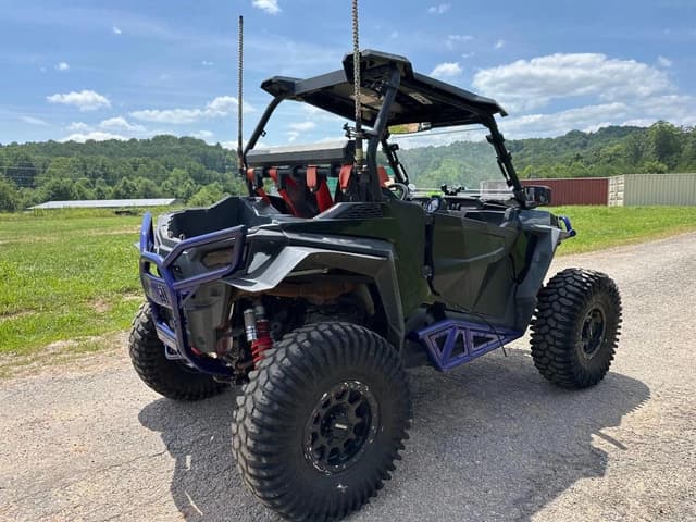 Image of Polaris RZR S 900 EPS equipment image 4