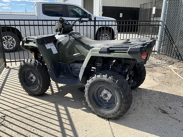 Image of Polaris Sportsman 570 equipment image 2