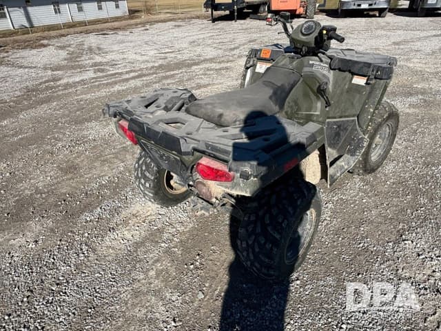 Image of Polaris Sportsman 570 equipment image 3