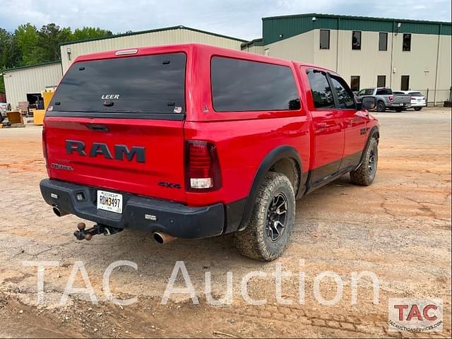 Image of Dodge Ram 1500 equipment image 4