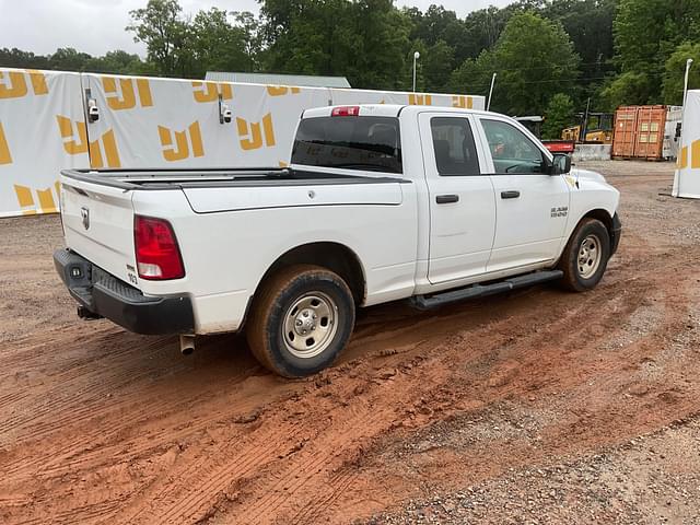 Image of Dodge Ram 1500 equipment image 4