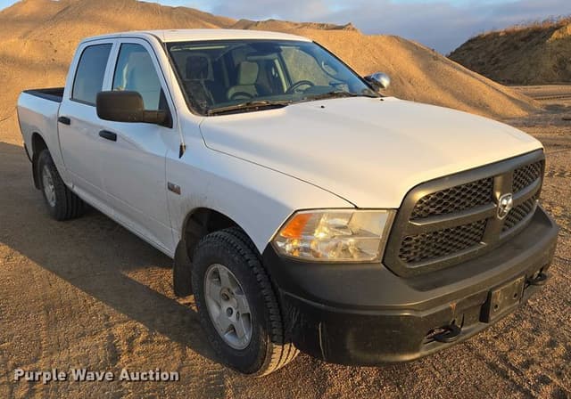 Image of Dodge Ram 1500 equipment image 2