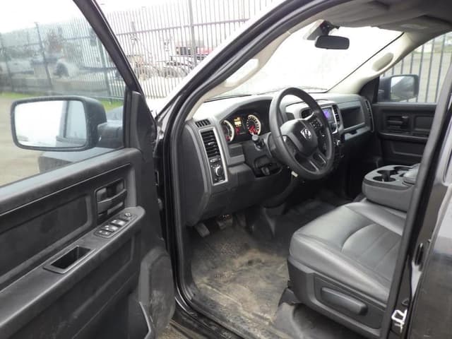 Image of Dodge Ram 1500 equipment image 4