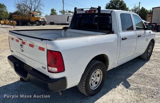 Image of Dodge Ram 1500 equipment image 4