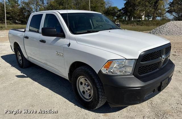 Image of Dodge Ram 1500 equipment image 2