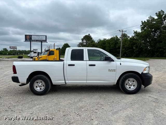 Image of Dodge Ram 1500 equipment image 3