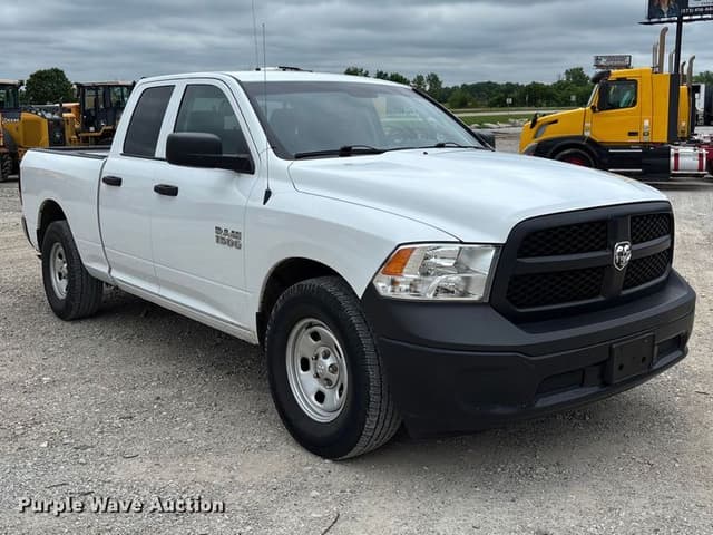 Image of Dodge Ram 1500 equipment image 2