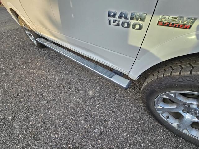 Image of Dodge Ram 1500 equipment image 4