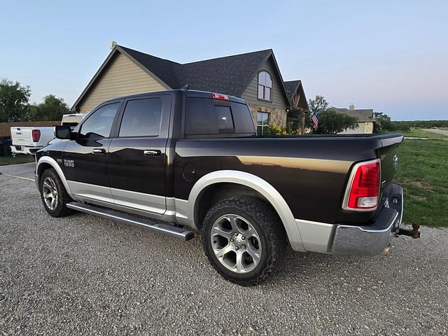 Image of Dodge Ram 1500 equipment image 2