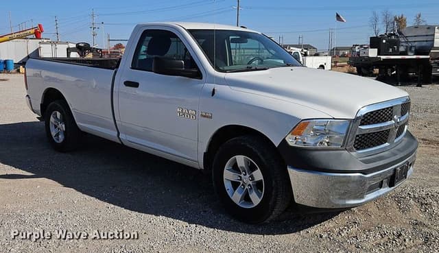 Image of Dodge Ram 1500 equipment image 2