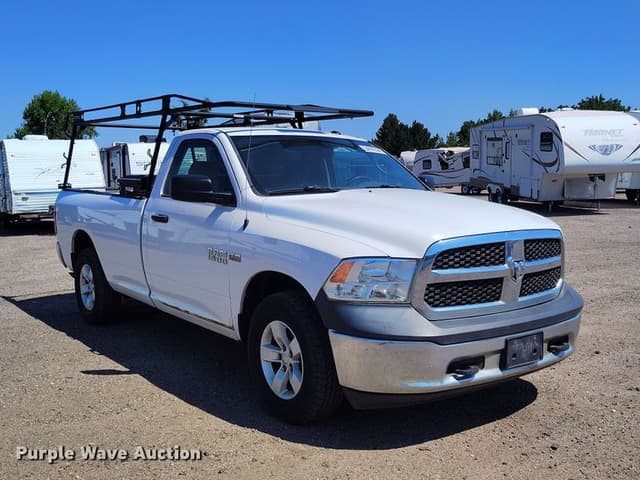 Image of Dodge Ram 1500 equipment image 2