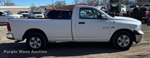 Image of Dodge Ram 1500 equipment image 3