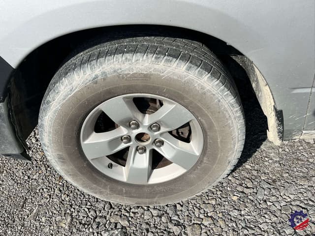 Image of Dodge Ram 1500 equipment image 4