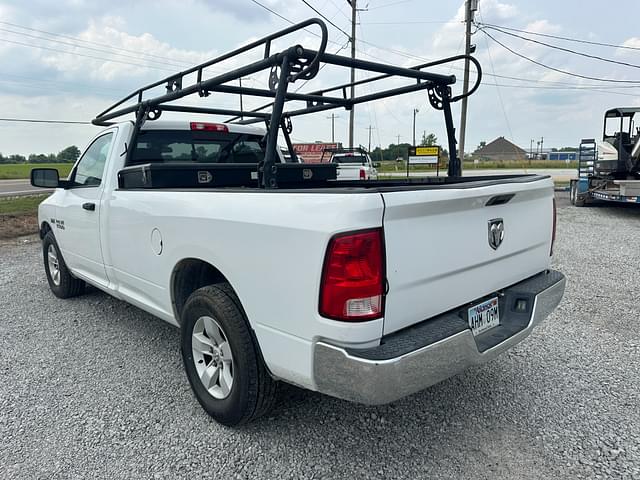 Image of Dodge Ram 1500 equipment image 3