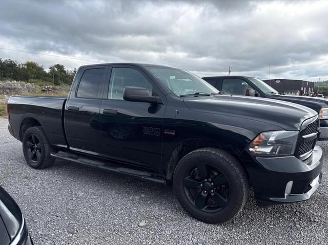 Image of Dodge Ram 1500 equipment image 1