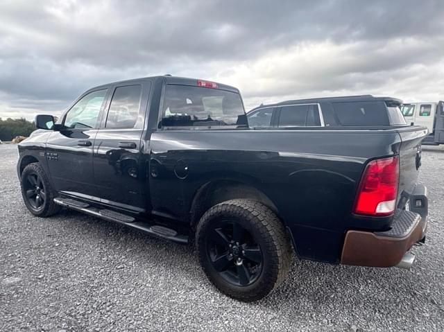 Image of Dodge Ram 1500 equipment image 4