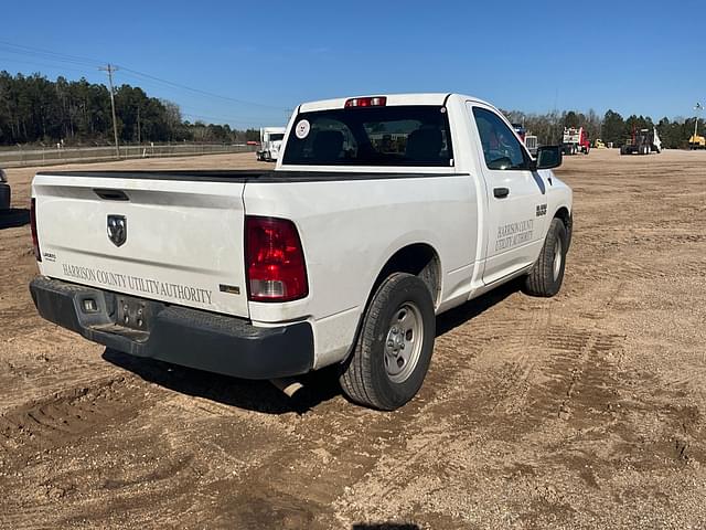 Image of Dodge Ram 1500 equipment image 4