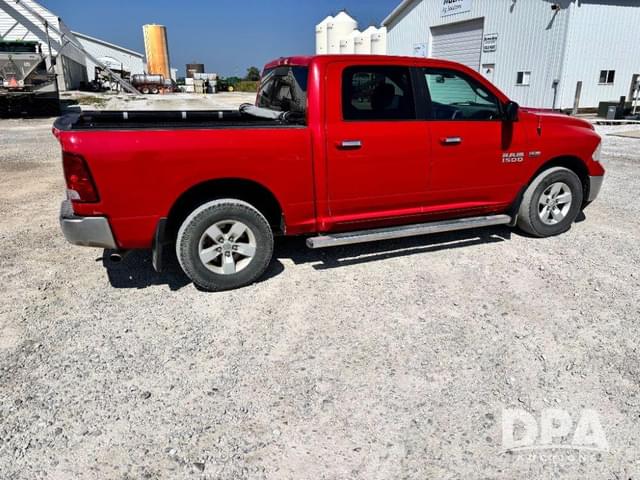 Image of Dodge Ram 1500 equipment image 4