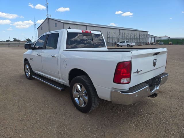 Image of Dodge Ram 1500 equipment image 3