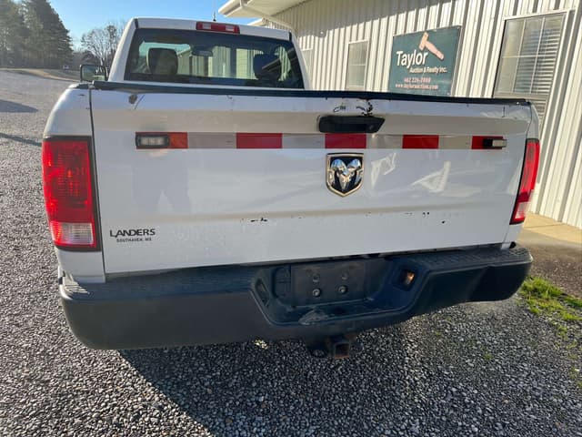 Image of Dodge Ram 1500 equipment image 3