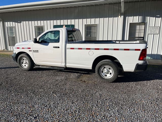 Image of Dodge Ram 1500 equipment image 2