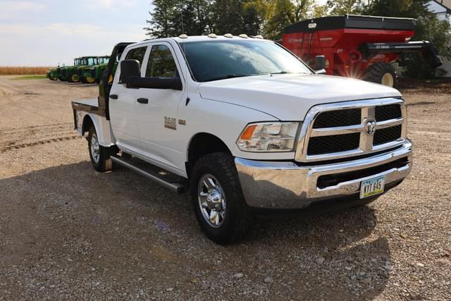 Image of Dodge Ram 2500 Big Horn equipment image 3
