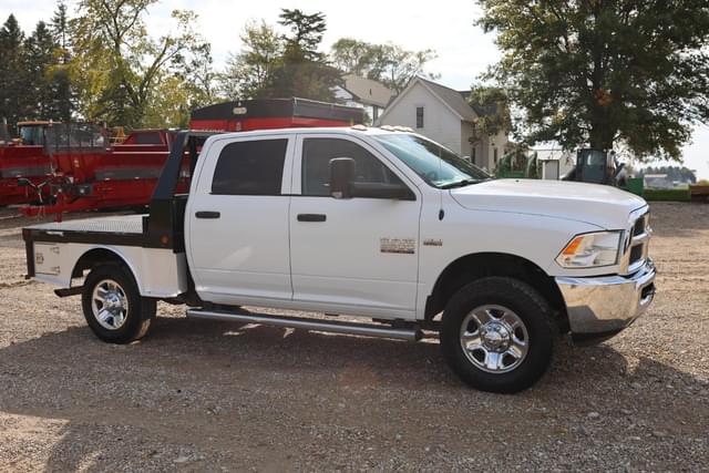 Image of Dodge Ram 2500 Big Horn equipment image 4