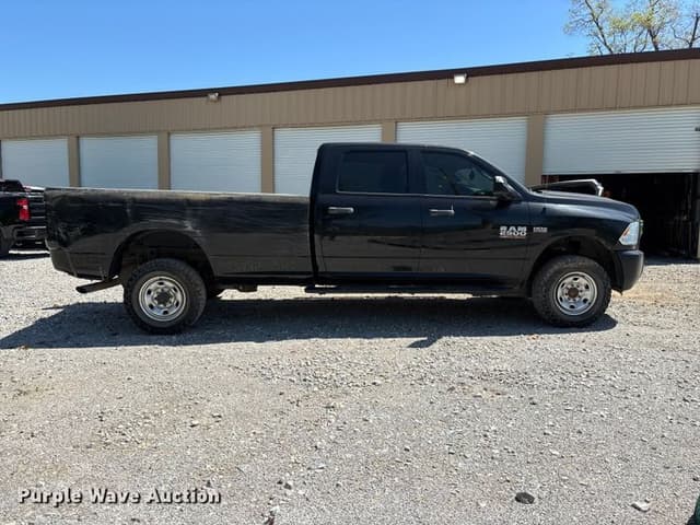 Image of Dodge Ram 2500 equipment image 3