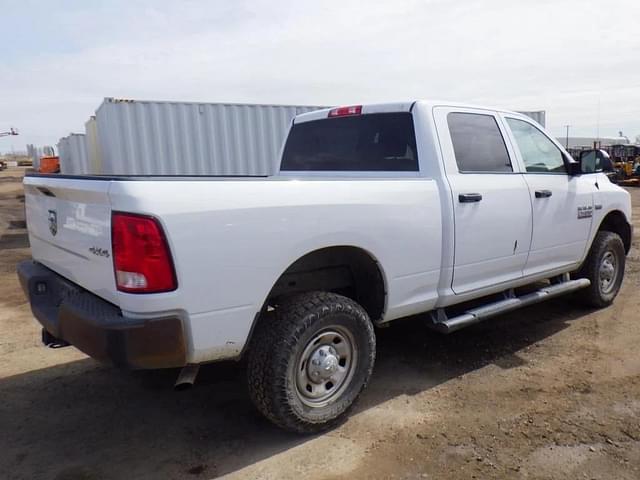 Image of Dodge Ram 2500 equipment image 2