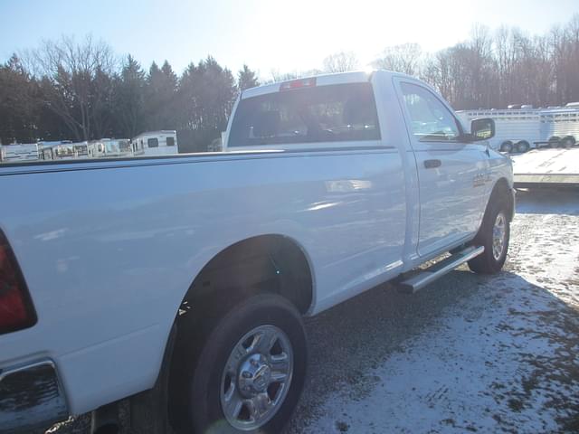 Image of Dodge Ram 2500HD equipment image 1