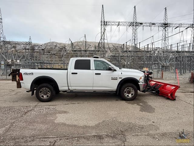 Image of Dodge Ram 2500HD equipment image 3