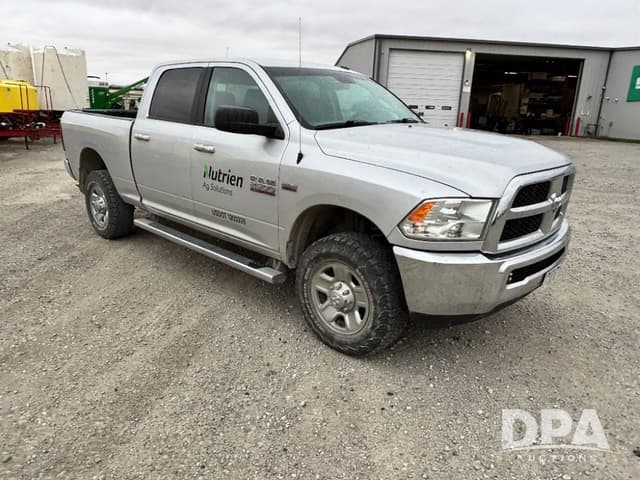 Image of Dodge Ram 2500 equipment image 4